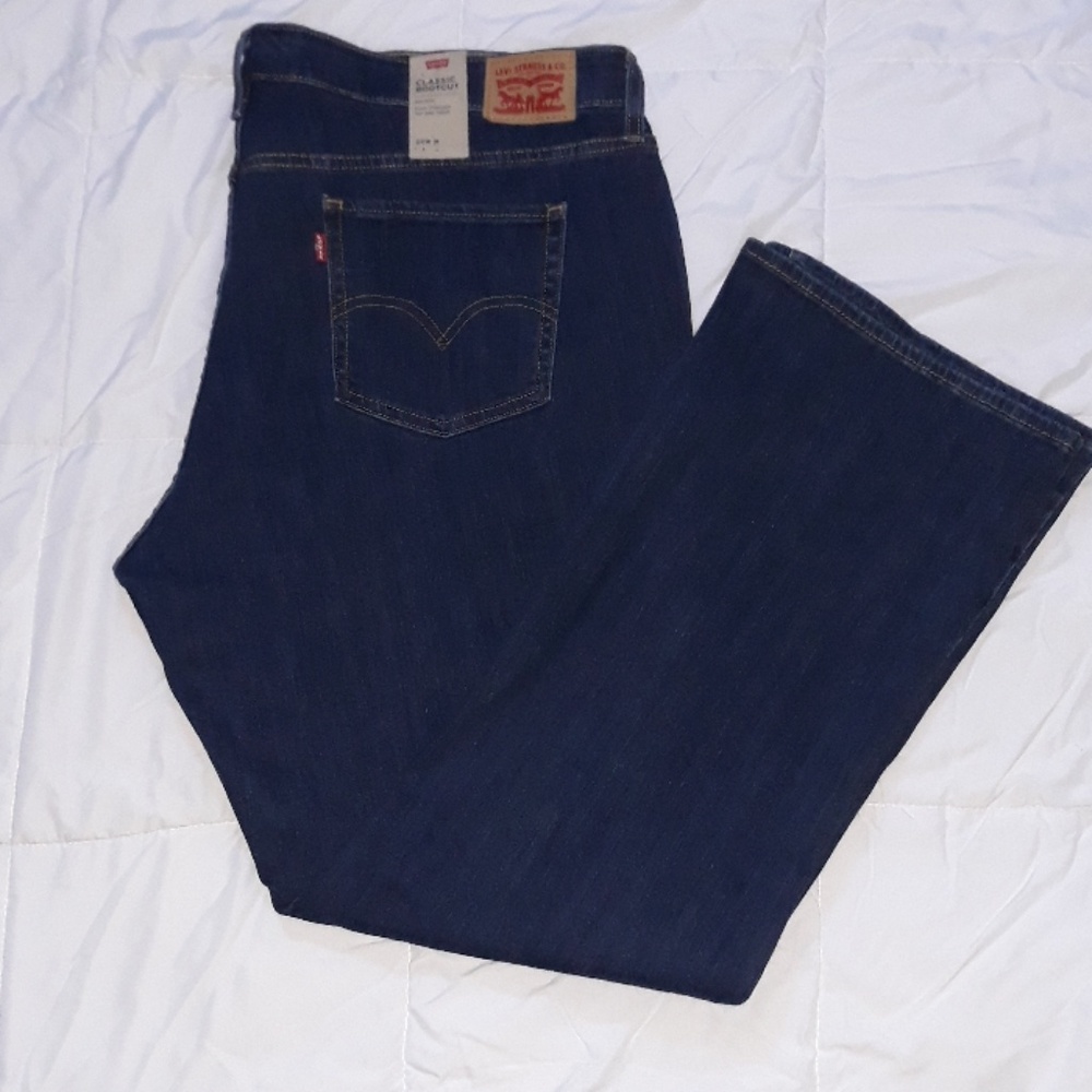 Levi's bootcut jeans
